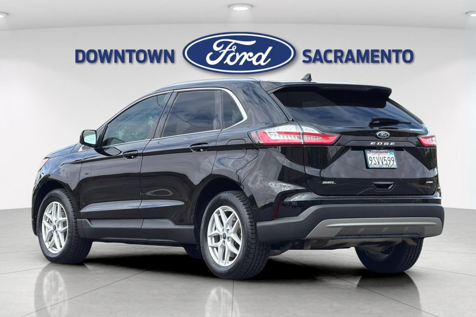 Certified 2022 Ford Edge SEL w/ Convenience Package AWD/4WD image 8