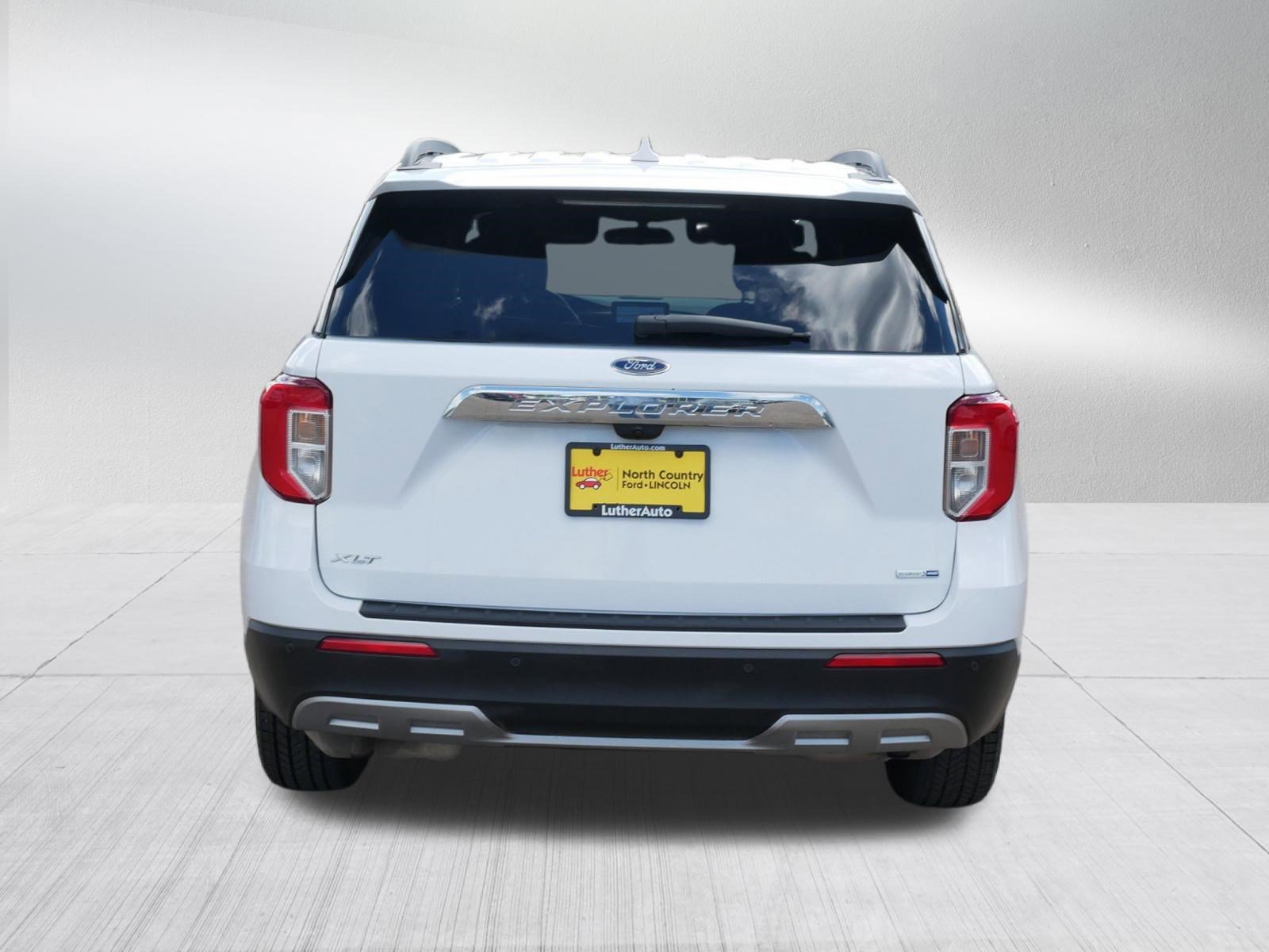Certified 2020 Ford Explorer XLT w/ Equipment Group 202A AWD/4WD image 6