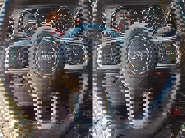 Used 2020 Jeep Gladiator Rubicon image 15