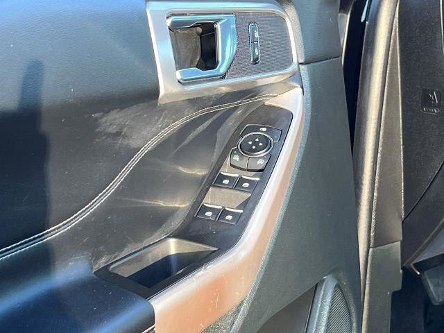 Certified 2023 Ford Explorer XLT w/ Equipment Group 202A image 21