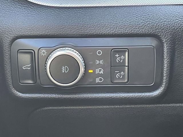 Certified 2021 Ford Explorer XLT w/ Equipment Group 202A AWD/4WD image 19