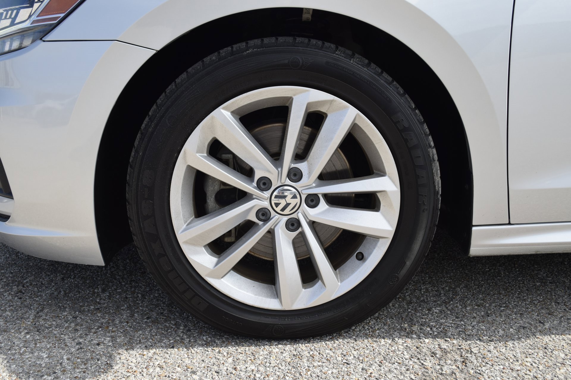 Used 2020 Volkswagen Passat 2.0T SE image 25