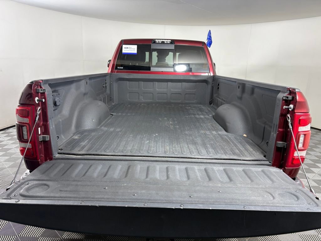 Used 2020 RAM 3500 Limited image 32