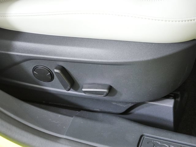 Certified 2025 Ford Mustang Mach-E Premium AWD/4WD image 14
