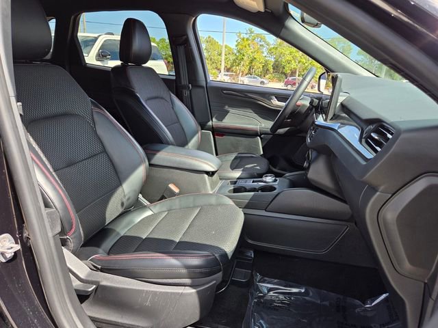 Certified 2024 Ford Escape ST-Line w/ Tech Pack #1 image 18