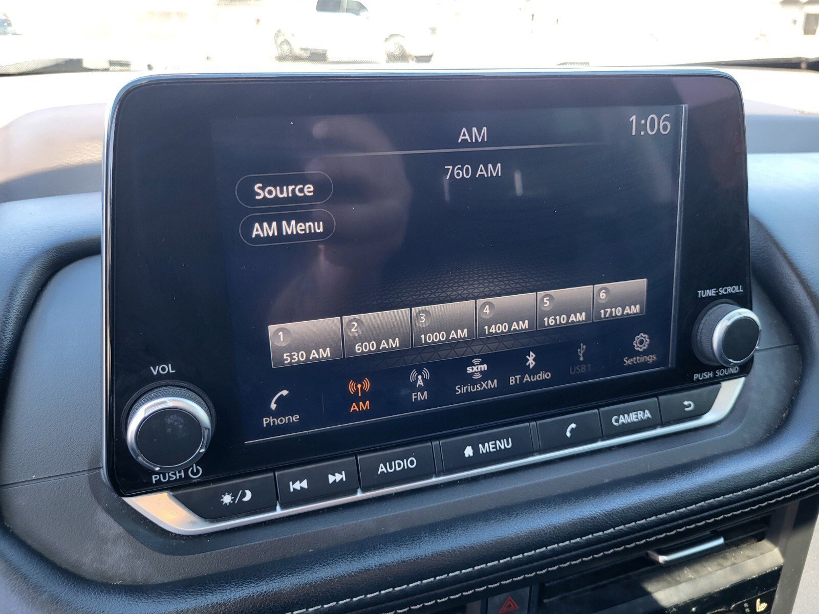 Used 2023 Nissan Rogue SV w/ SV Premium B Package image 21