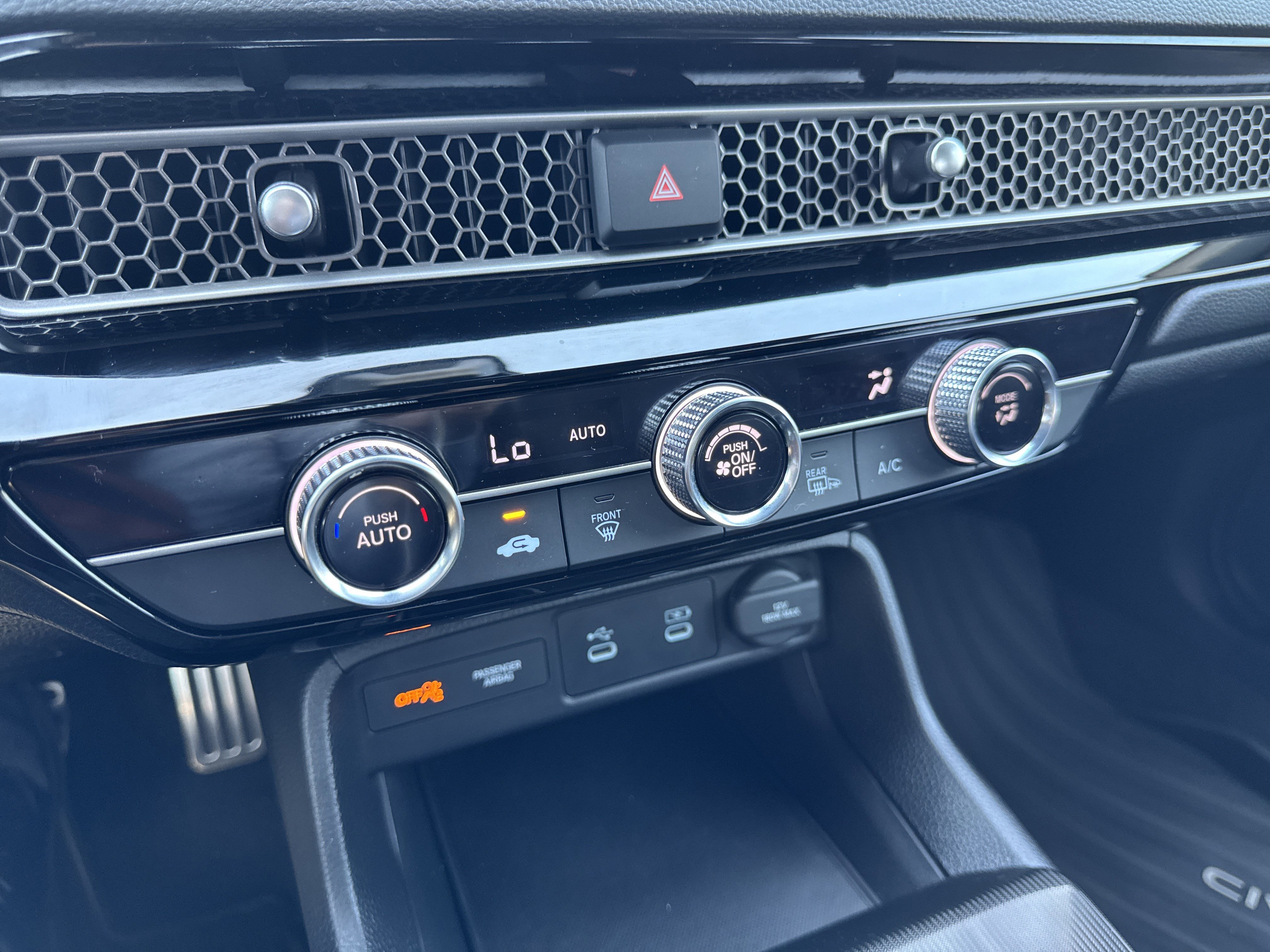 Used 2025 Honda Civic Sport image 27