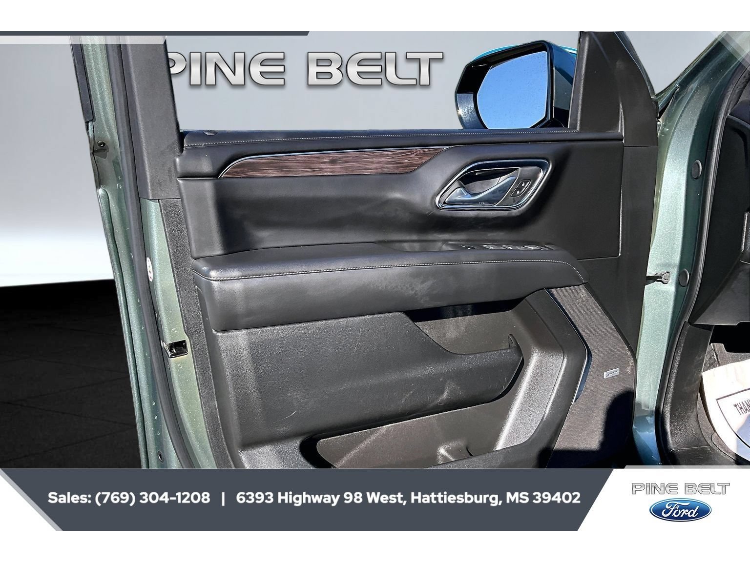 Used 2024 Chevrolet Tahoe LT RWD image 17