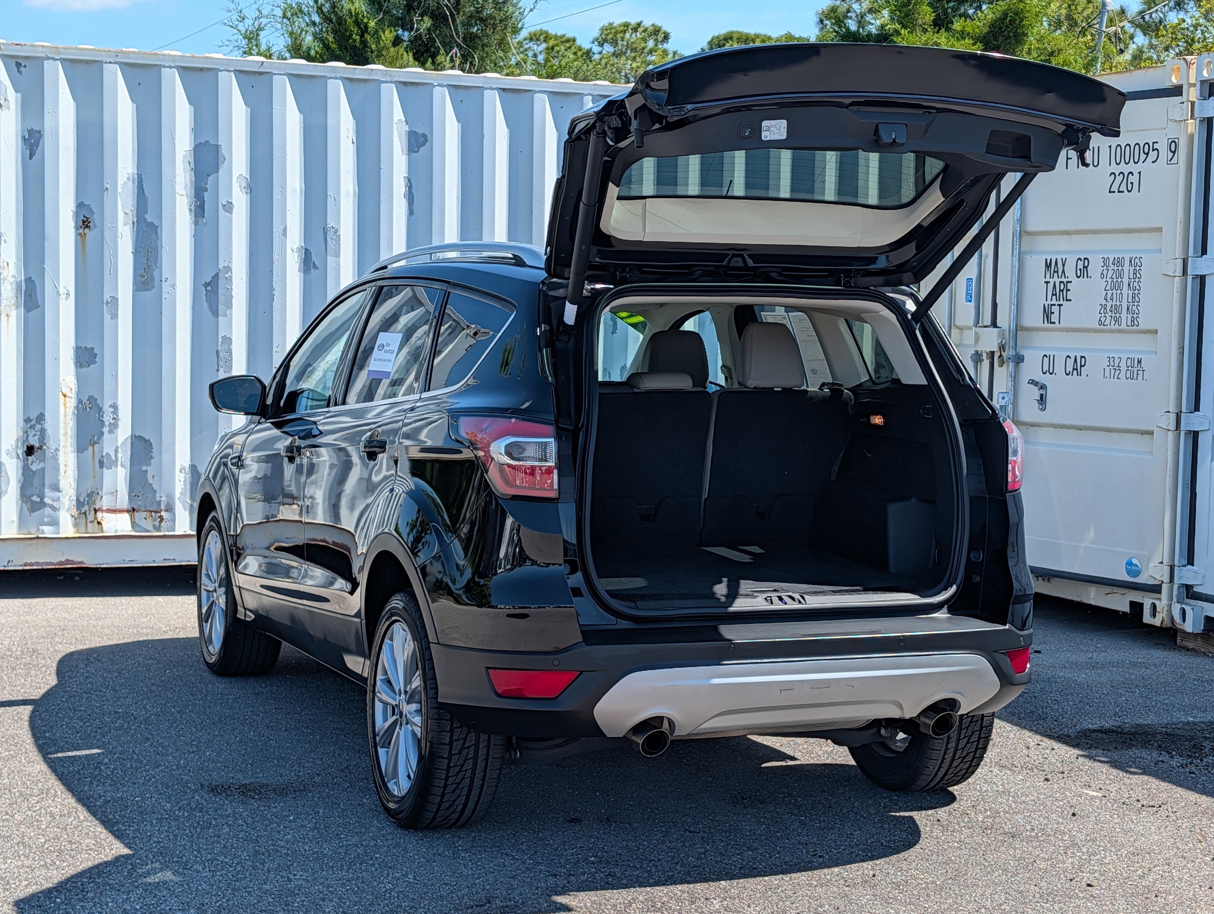 Certified 2017 Ford Escape Titanium FWD image 13