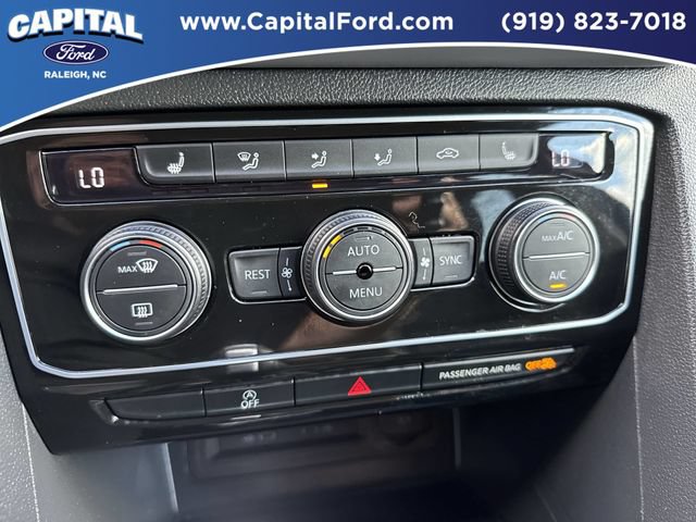 Used 2023 Volkswagen Atlas SE AWD/4WD image 29