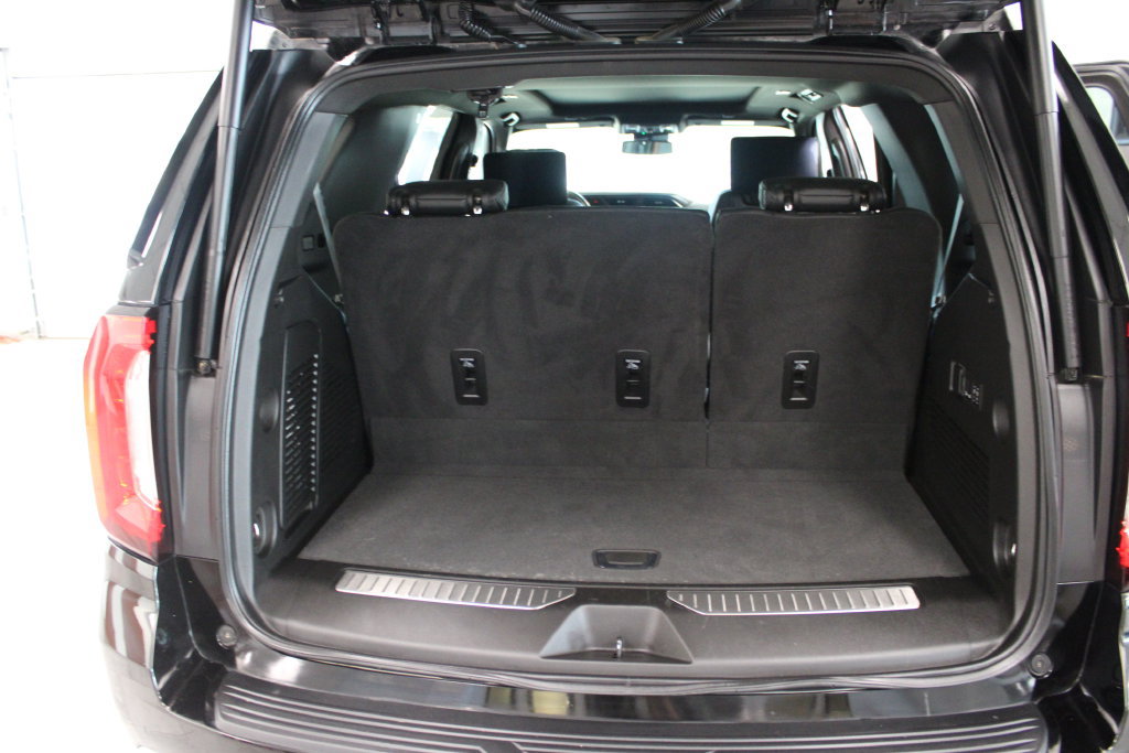 Used 2024 GMC Yukon Denali AWD/4WD image 42