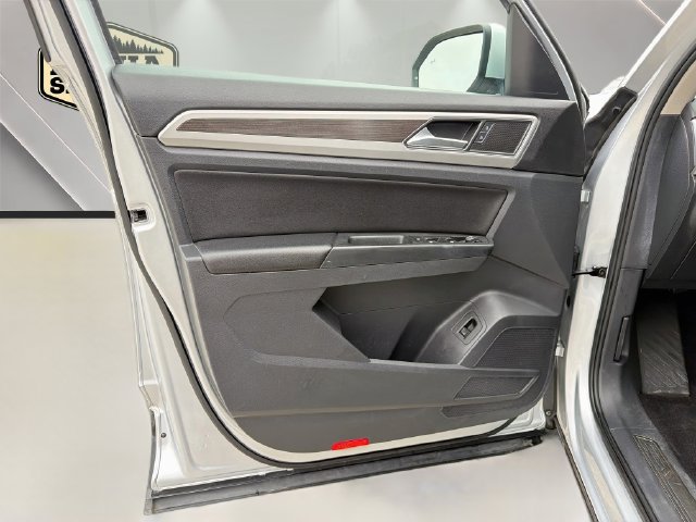 Used 2018 Volkswagen Atlas SEL AWD/4WD image 23