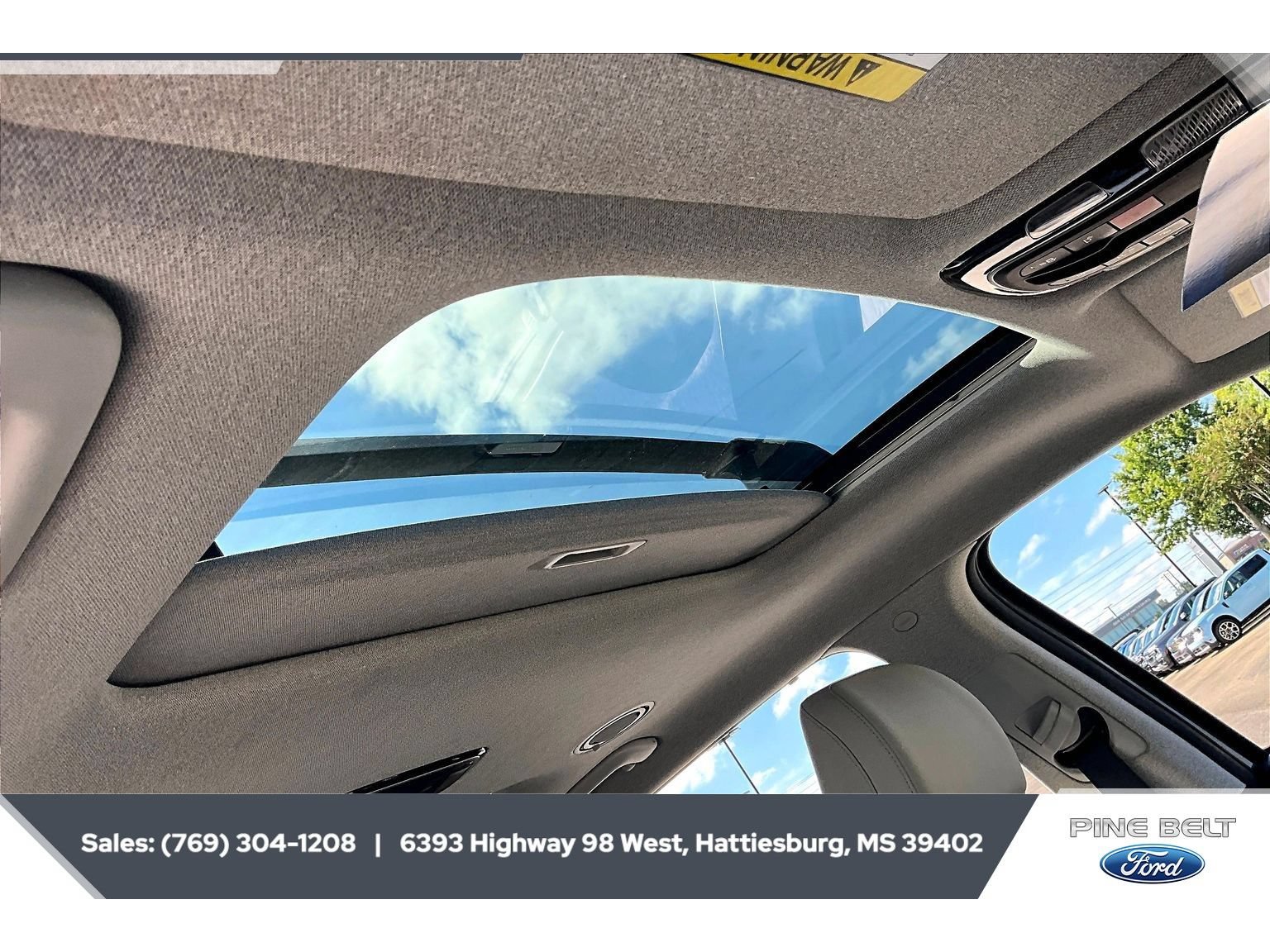 Used 2023 Hyundai Palisade Limited FWD image 16