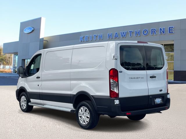 Certified 2025 Ford Transit 250 Low Roof w/ Exterior Upgrade Package RWD image 4