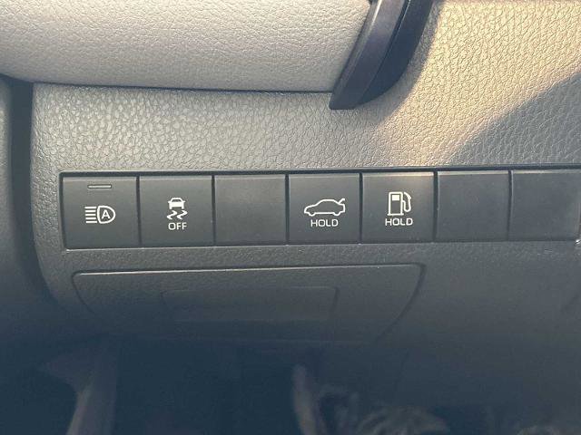 Used 2024 Toyota Camry LE AWD/4WD image 16
