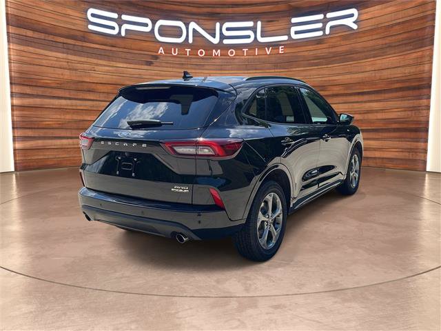 Certified 2023 Ford Escape ST-Line w/ Tech Pack #1 AWD/4WD image 7