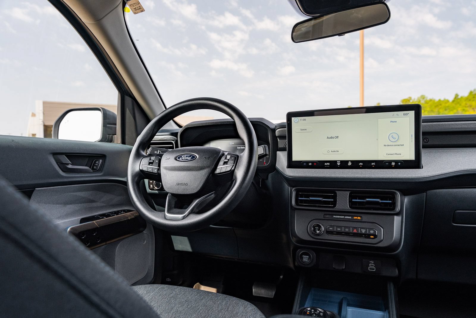 Certified 2025 Ford Maverick XLT FWD image 30
