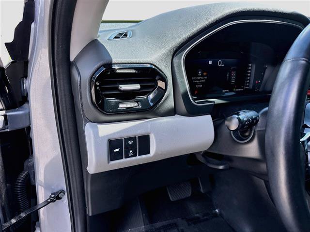 Used 2023 Honda Pilot Elite image 11