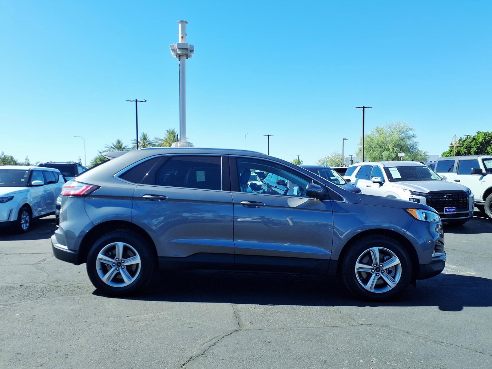 Certified 2023 Ford Edge SEL w/ Convenience Package AWD/4WD image 7