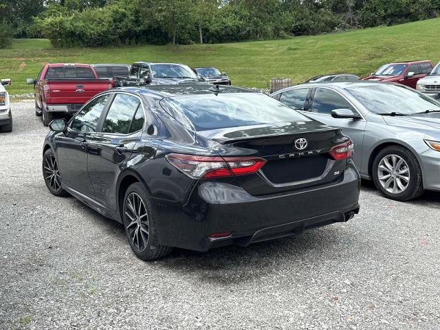 Used 2024 Toyota Camry SE FWD image 5