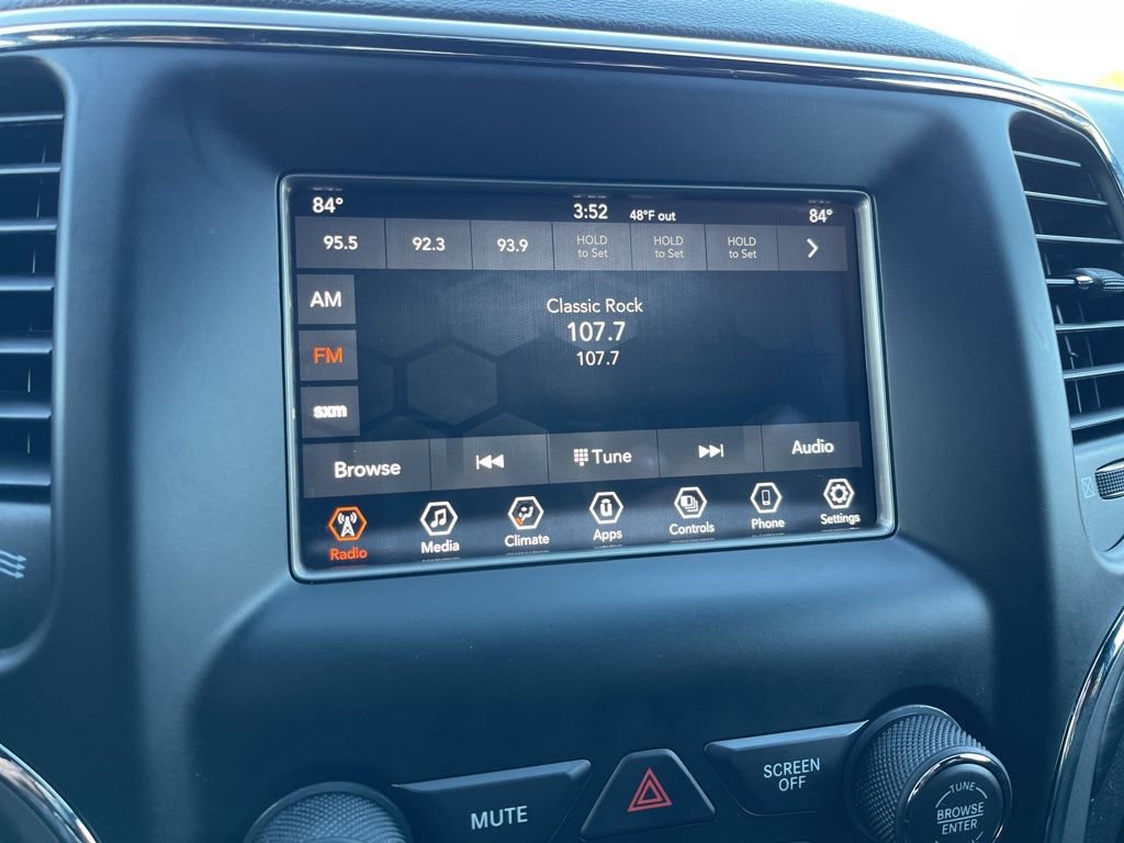 Used 2021 Jeep Grand Cherokee Laredo image 10