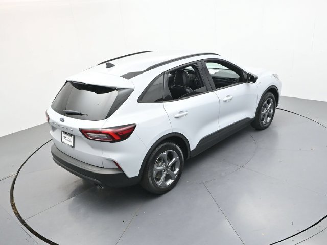 Certified 2025 Ford Escape ST-Line FWD image 43