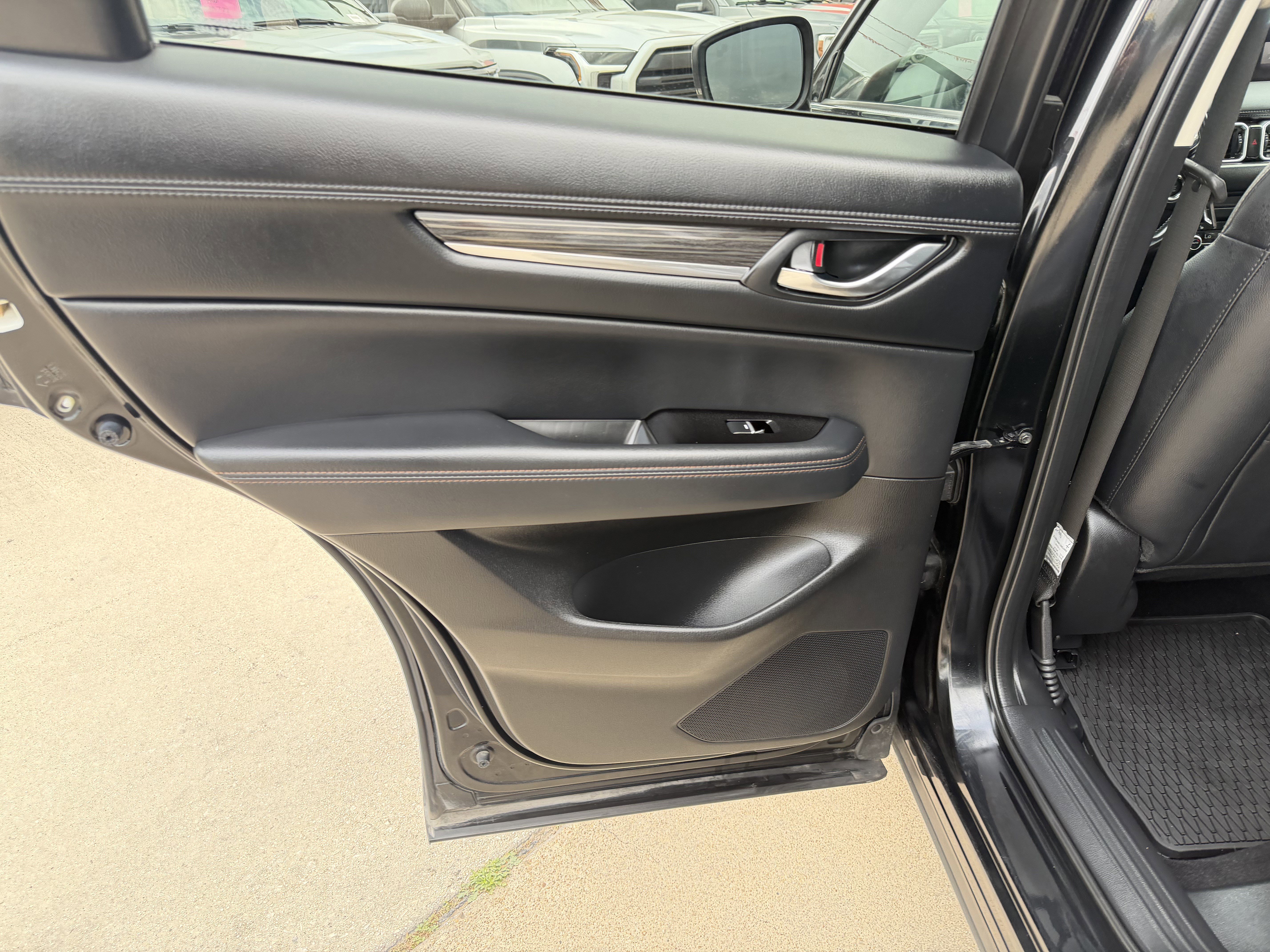 Used 2023 MAZDA CX-5 AWD 2.5 S w/ Premium Plus Pkg image 17