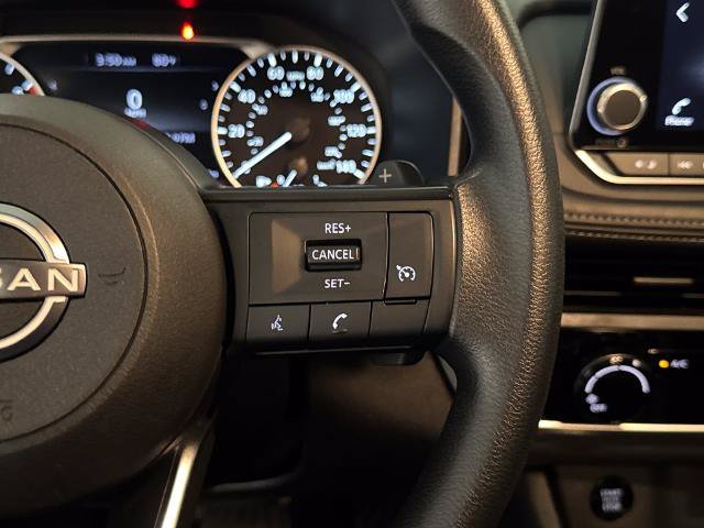 Used 2024 Nissan Rogue S FWD image 19