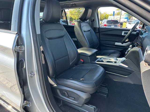 Certified 2023 Ford Explorer Limited w/ Equipment Group 301A image 35