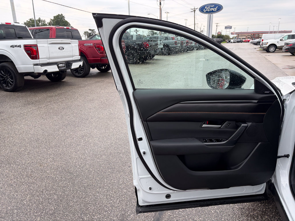 Used 2025 MAZDA CX-50 AWD 2.5 Hybrid w/ Weather Package image 12