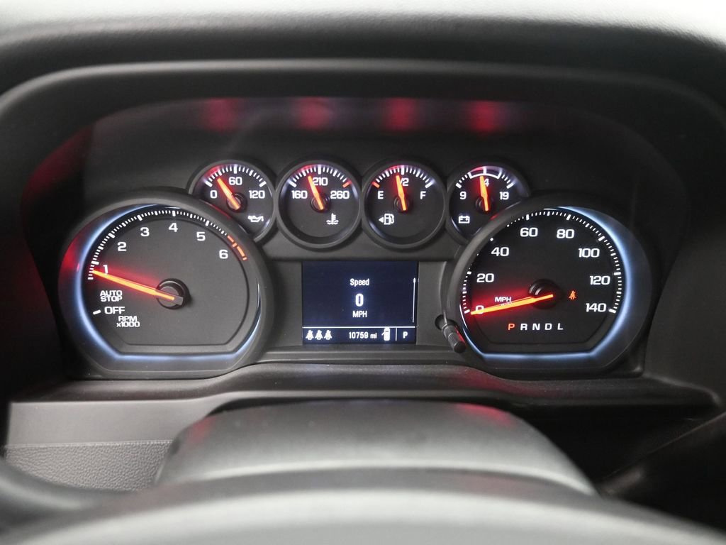 Used 2025 Chevrolet Silverado 1500 Custom image 13