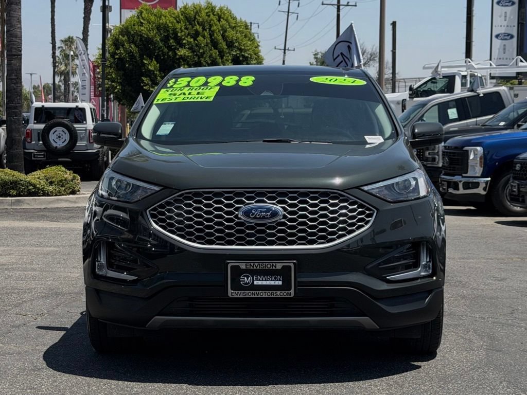 Certified 2024 Ford Edge SEL w/ Convenience Package AWD/4WD image 4