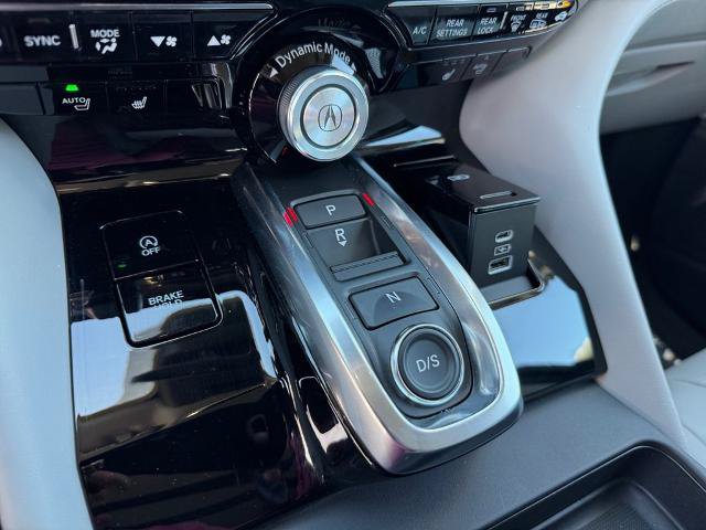 Used 2025 Acura MDX SH-AWD w/ Technology Package image 22