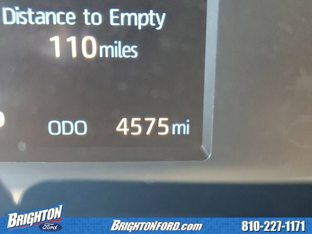 Used 2022 Toyota Tundra SR5 AWD/4WD image 13