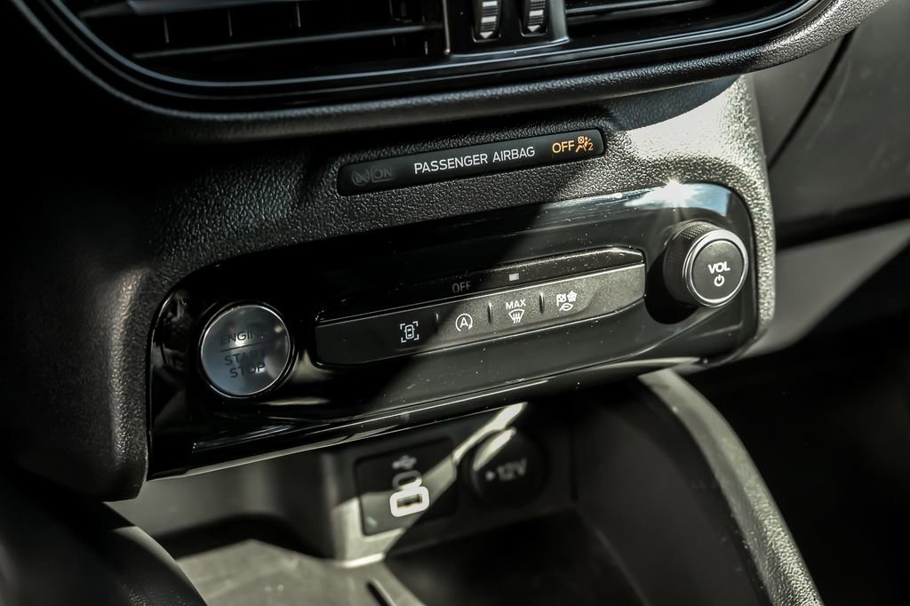 Certified 2024 Ford Escape ST-Line w/ Tech Pack #1 image 27