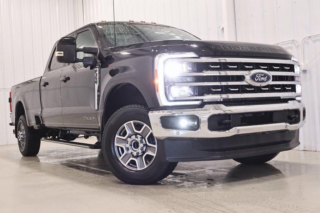 Certified 2023 Ford F350 Lariat w/ Lariat Ultimate Package image 10