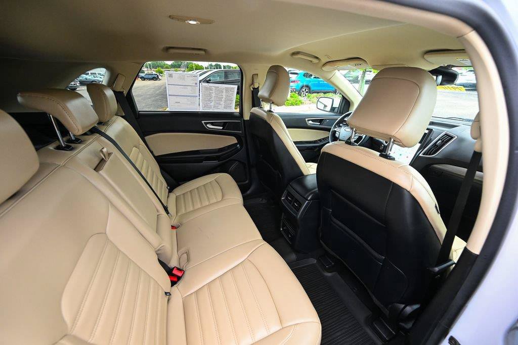 Certified 2024 Ford Edge SEL w/ Convenience Package AWD/4WD image 28