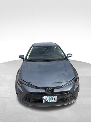 Used 2025 Toyota Corolla LE FWD image 3