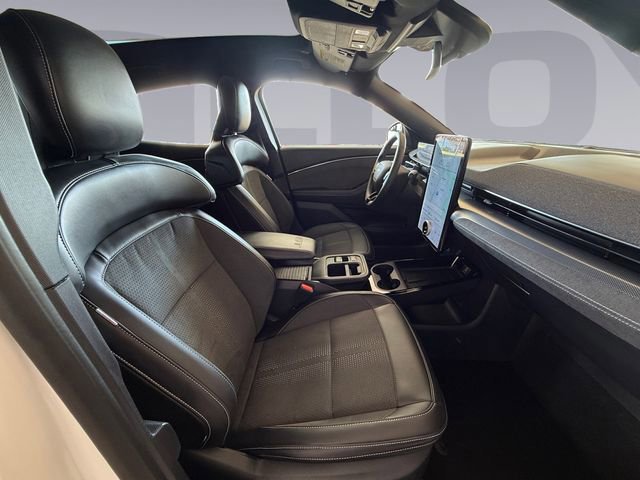 Certified 2025 Ford Mustang Mach-E GT image 16