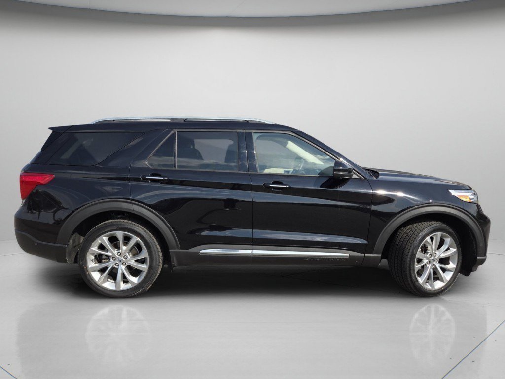 Certified 2021 Ford Explorer Platinum w/ Equipment Group 601A AWD/4WD image 23