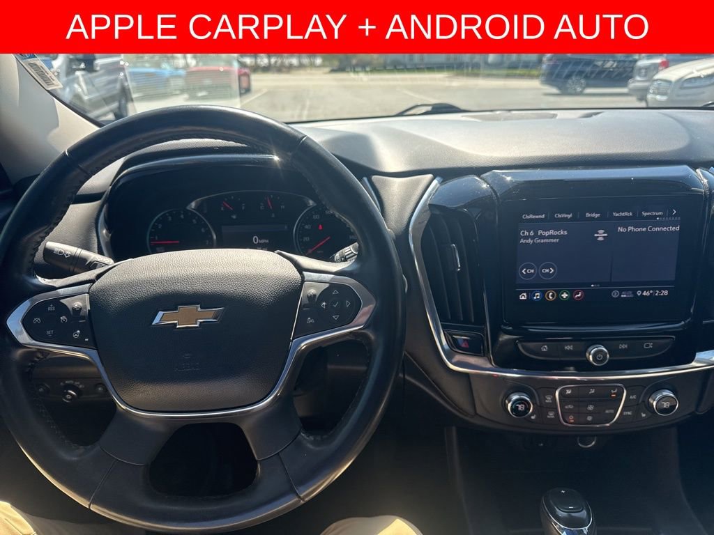 Used 2020 Chevrolet Traverse LT image 3