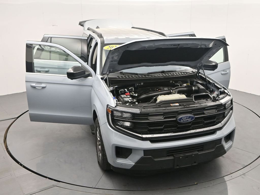 Certified 2025 Ford Expedition Max Active AWD/4WD image 32