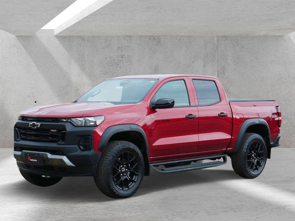Used 2023 Chevrolet Colorado Trail Boss w/ LPO, Dark Essentials Package AWD/4WD image 6