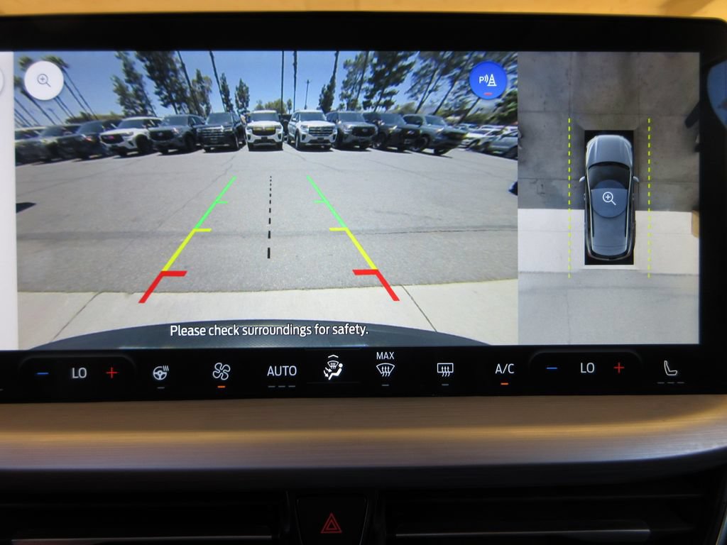 Certified 2024 Ford Escape SE w/ PHEV Premium Package FWD image 19