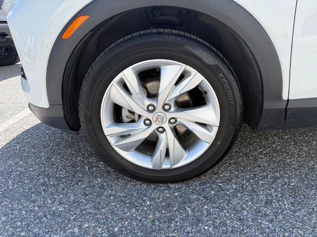 Used 2024 Buick Encore GX Preferred FWD image 22