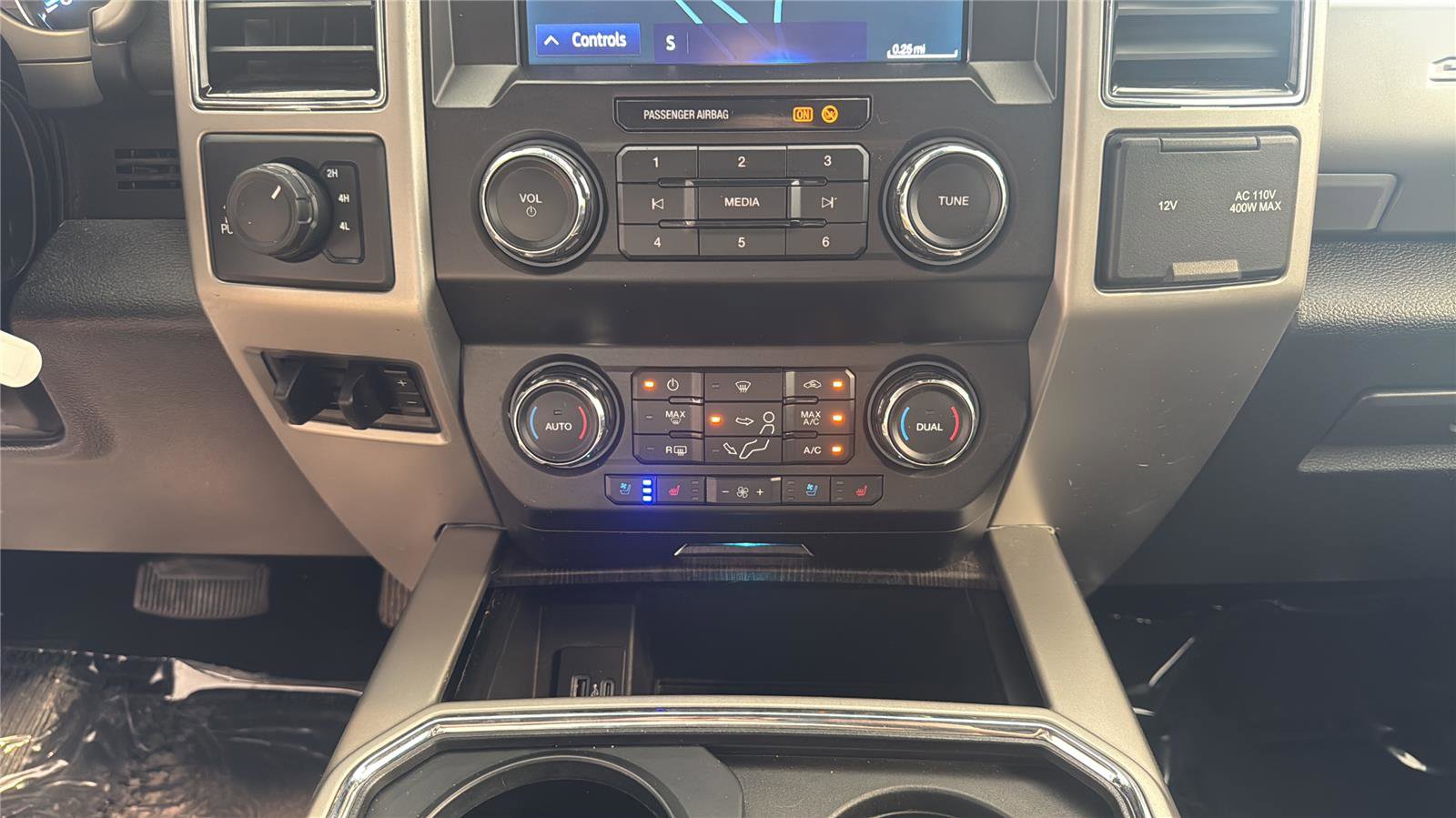 Certified 2021 Ford F250 Lariat w/ Lariat Value Package AWD/4WD image 23