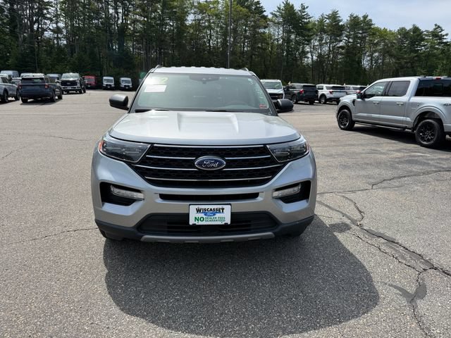 Certified 2022 Ford Explorer XLT w/ Equipment Group 202A AWD/4WD image 4