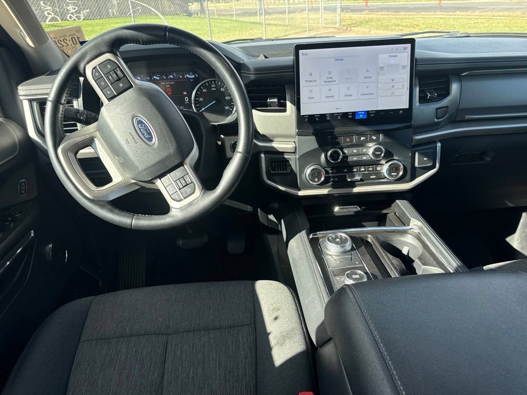 Certified 2024 Ford Expedition XLT AWD/4WD image 22