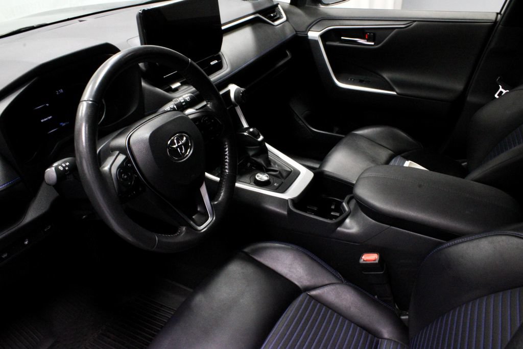 Used 2023 Toyota RAV4 XSE w/ XSE Grade Weather Package AWD/4WD image 22