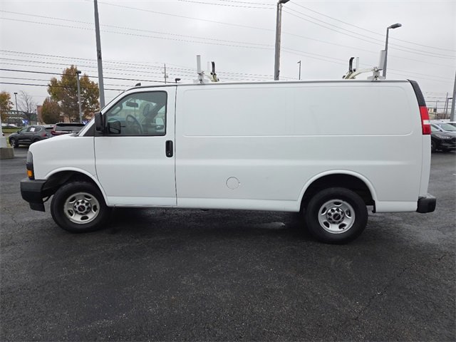 Used 2019 GMC Savana 2500 w/ Driver Convenience Package image 2